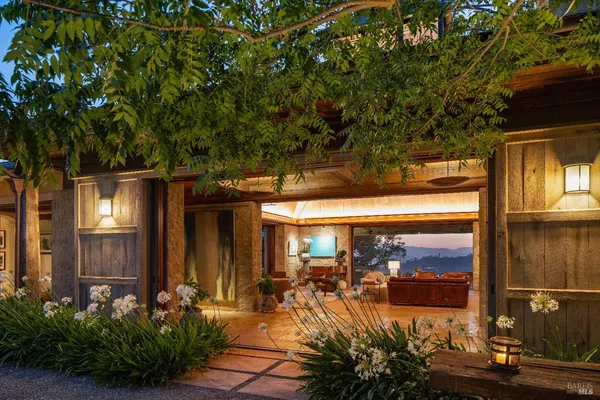 $19,800,000 | 232 North Fork Crystal Springs Road, St. Helena, CA 94574