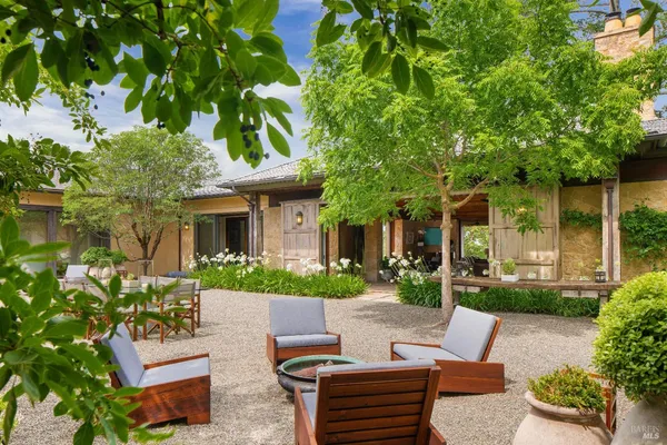 $19,800,000 | 232 North Fork Crystal Springs Road, St. Helena, CA 94574