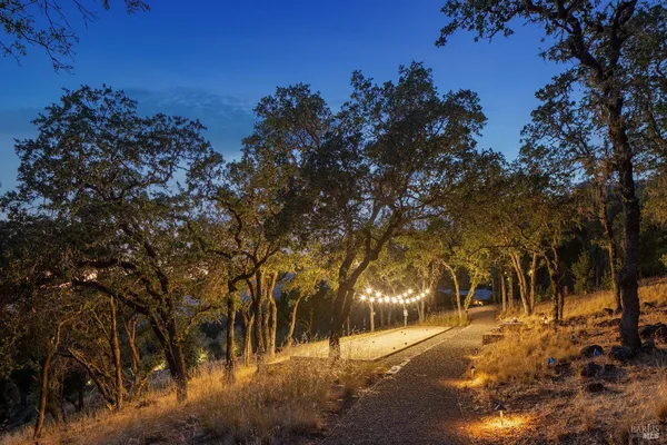 $19,800,000 | 232 North Fork Crystal Springs Road, St. Helena, CA 94574