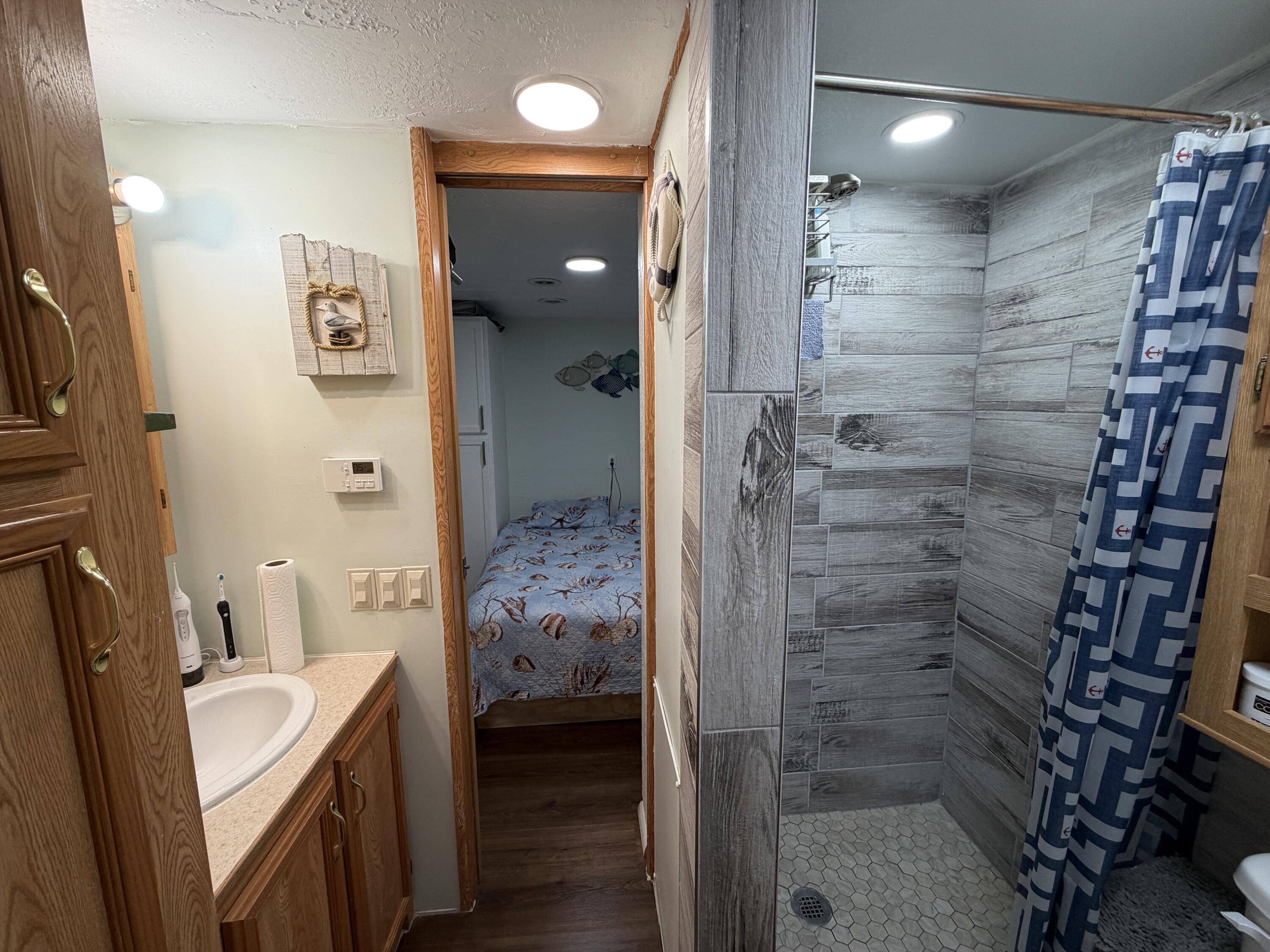325 Calusa Street, Unit 81 Key Largo, FL 33037 - Photo 14 of 34 Bath 1