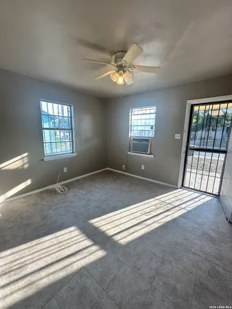 $1,250 | 515 Clark Avenue, San Antonio, TX 78210