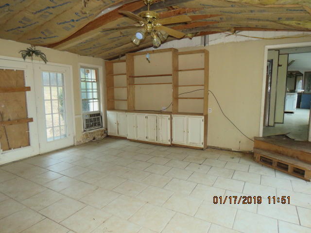 633 McCrary Street Philadelphia, TN 37846 - Photo 17 of 18 IMG_0070