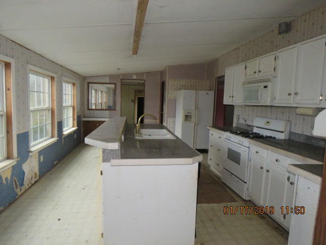633 McCrary Street Philadelphia, TN 37846 - Photo 9 of 18 IMG_0062