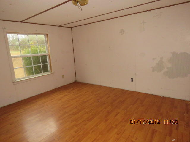 633 McCrary Street Philadelphia, TN 37846 - Photo 10 of 18 IMG_0063