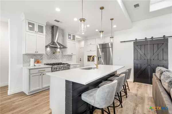 $426,000 | 504 Townhall Lane, Victoria, TX 77904