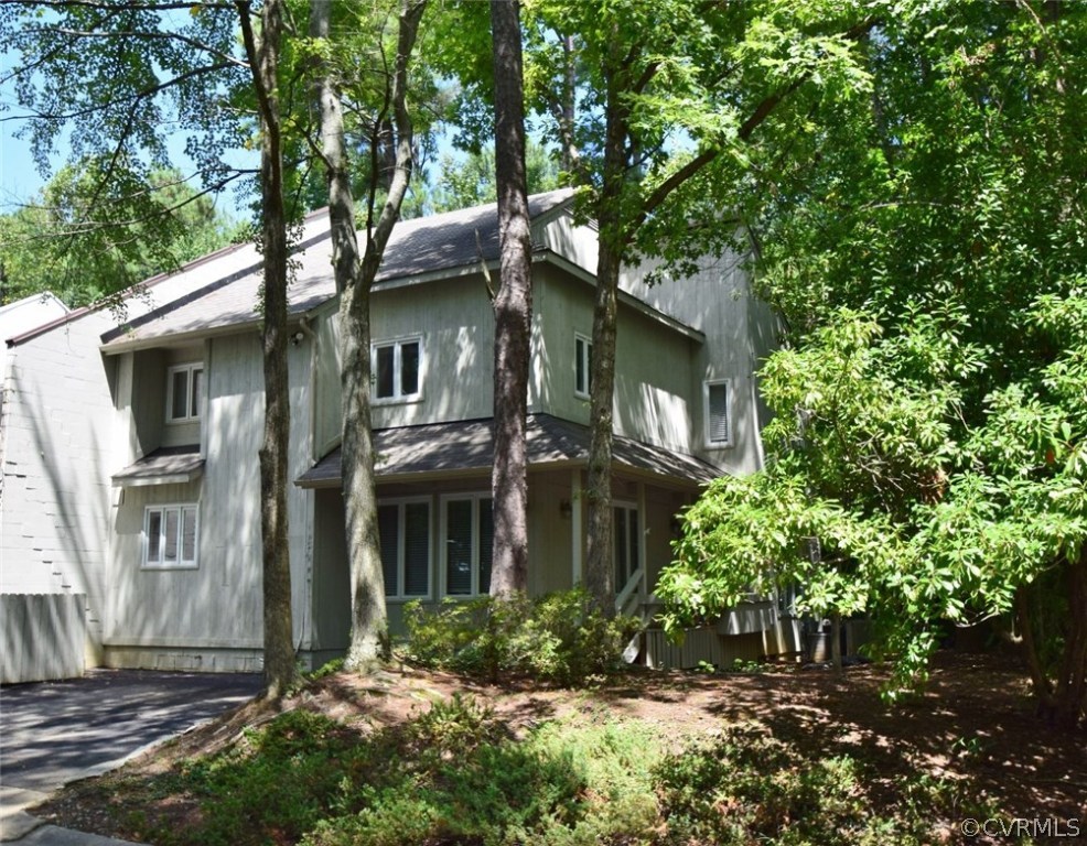 13400 Woodbriar Ridge Midlothian, VA 23112 - Photo 1 of 37 Gallery Image 1