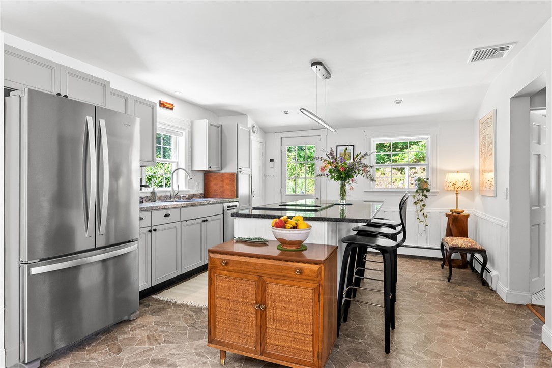 107 Spring Grove Road Glocester, RI 02814 - Photo 11 of 49