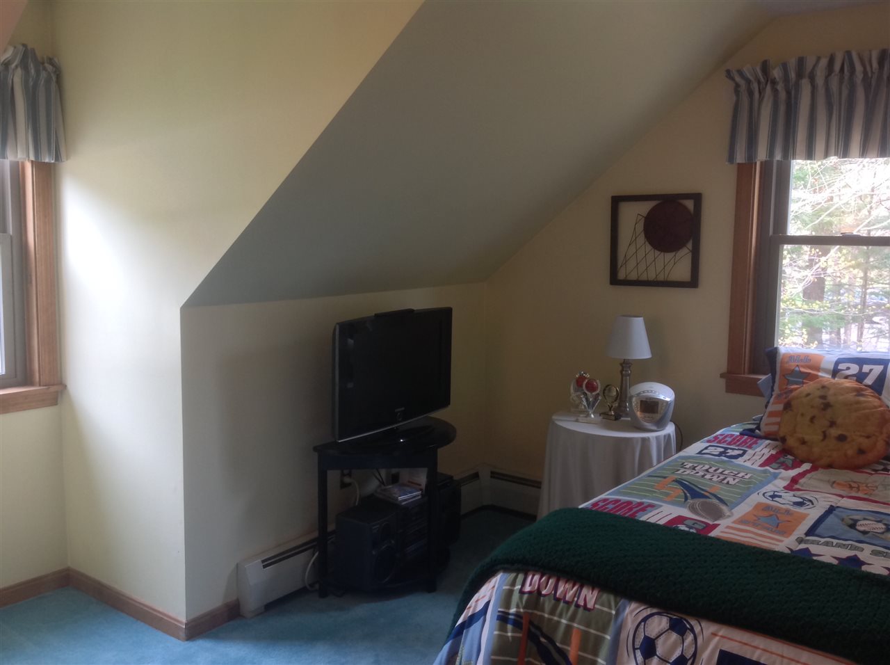 178 Pine Hill Road Weare, NH 03281 - Photo 12 of 19 Gallery Image 12