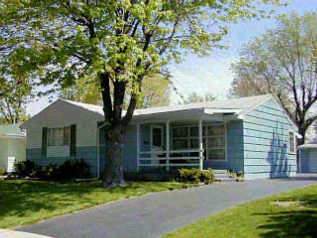 472 Bernhard Road Columbus, OH 43213 - Photo 1 of 1