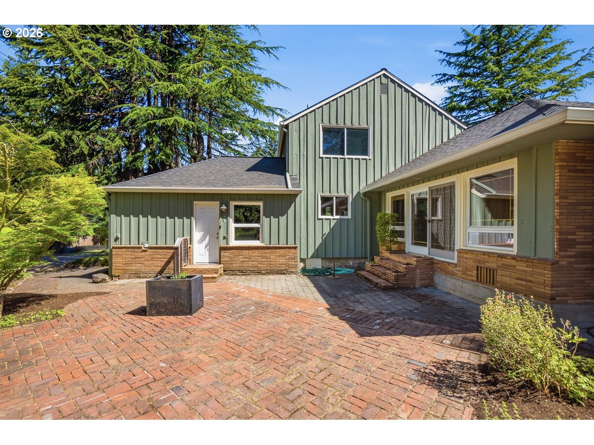 6434 Southwest Brugger Street Portland, OR 97219 - Photo 30 of 40 Gallery Image 30