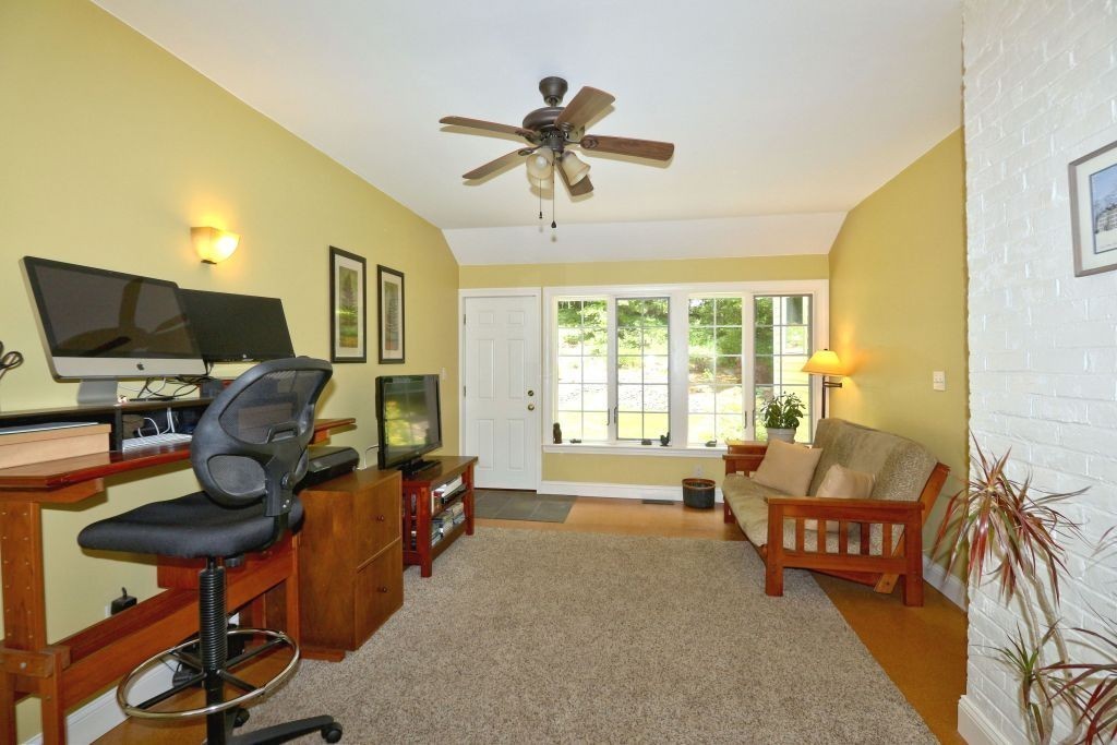 9 Sherman's Bridge Road Wayland, MA 01778 - Photo 9 of 23