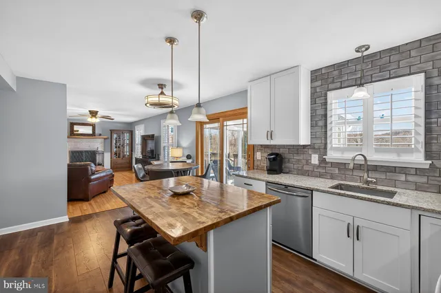 $650,000 | 3329 Yorkshire Court, Adamstown, MD 21710