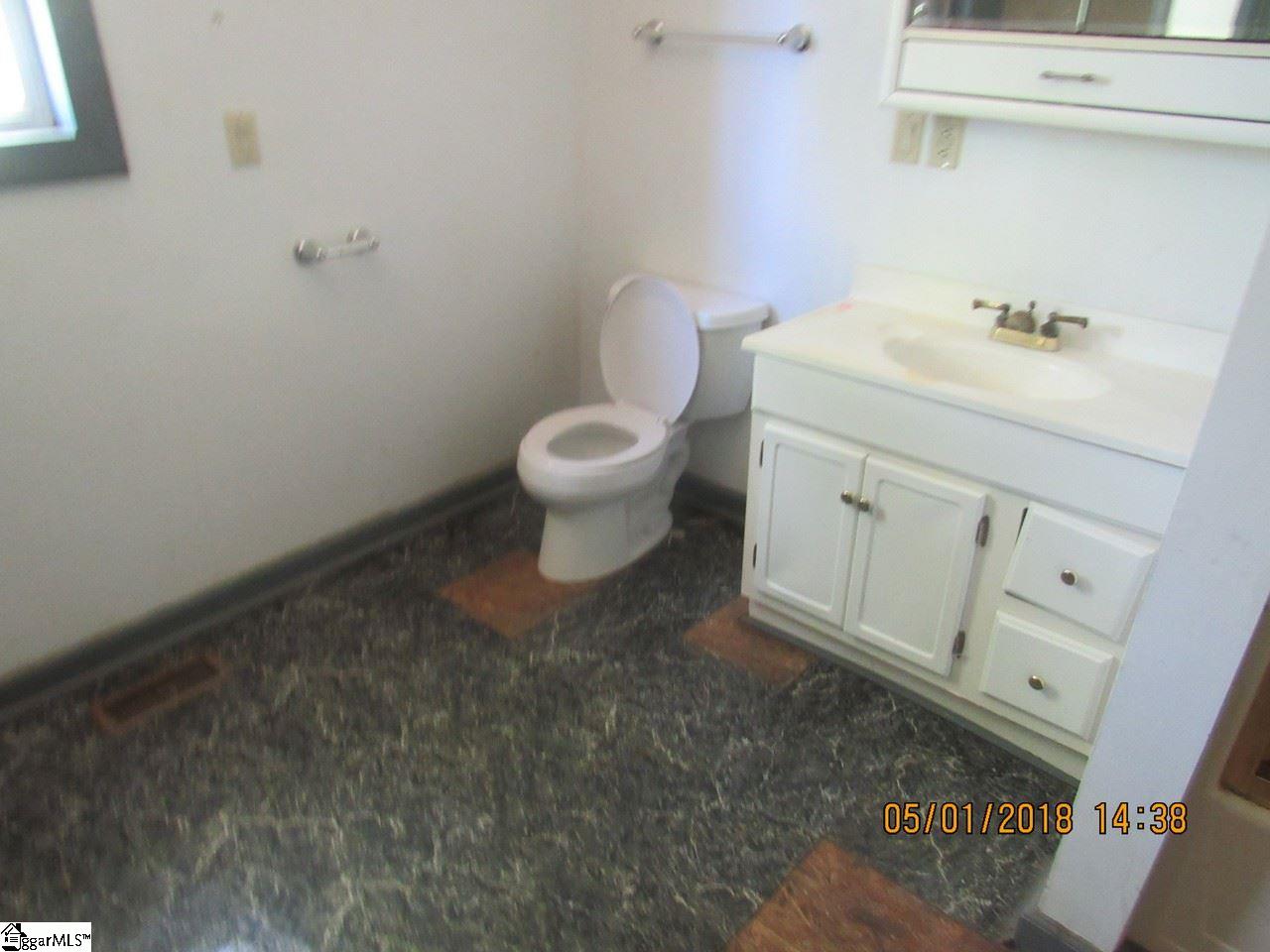 483 Mulligan Ford Hill Road Cleveland, SC 29635 - Photo 12 of 19 Gallery Image 12