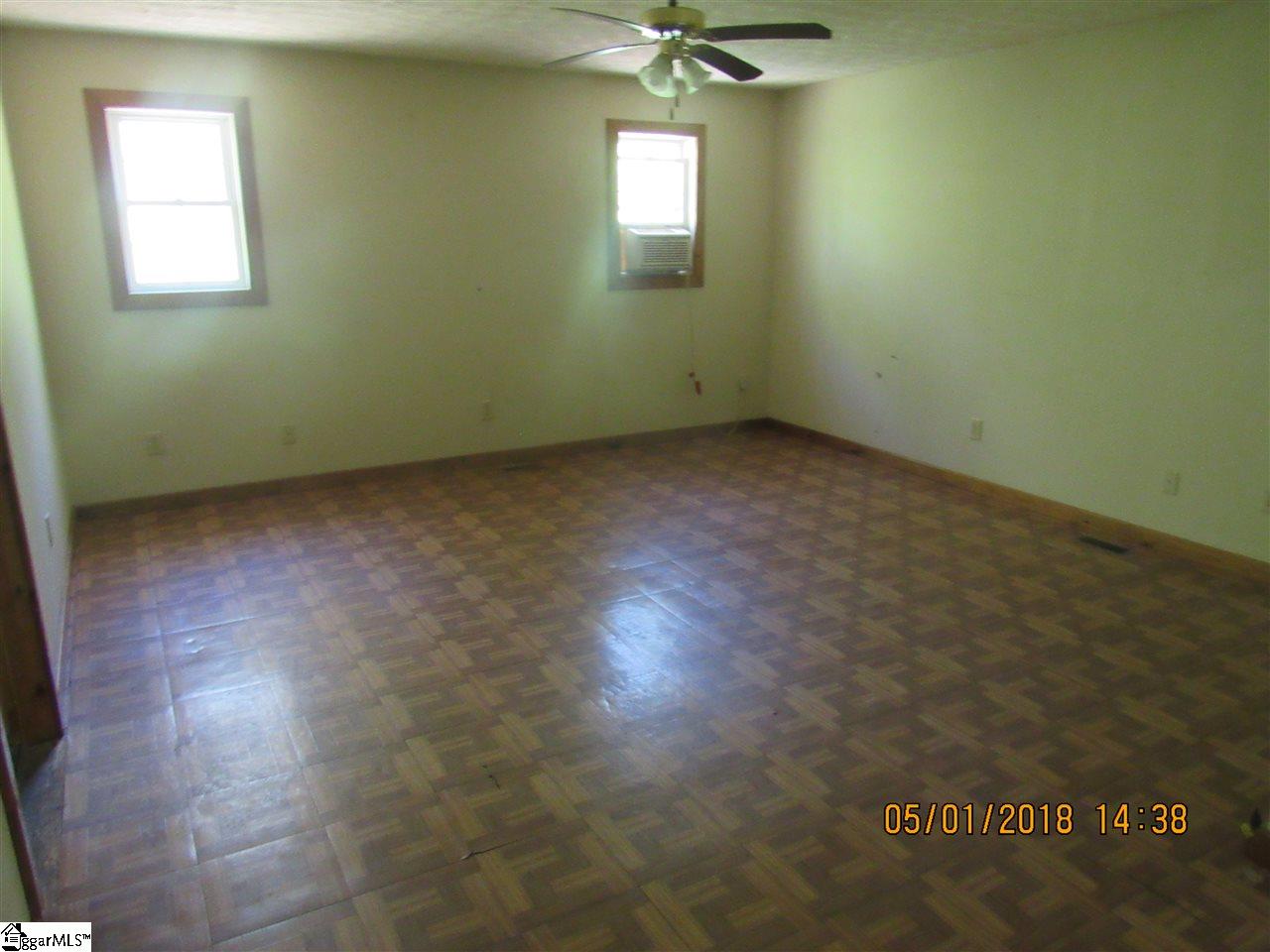 483 Mulligan Ford Hill Road Cleveland, SC 29635 - Photo 10 of 19 Gallery Image 10