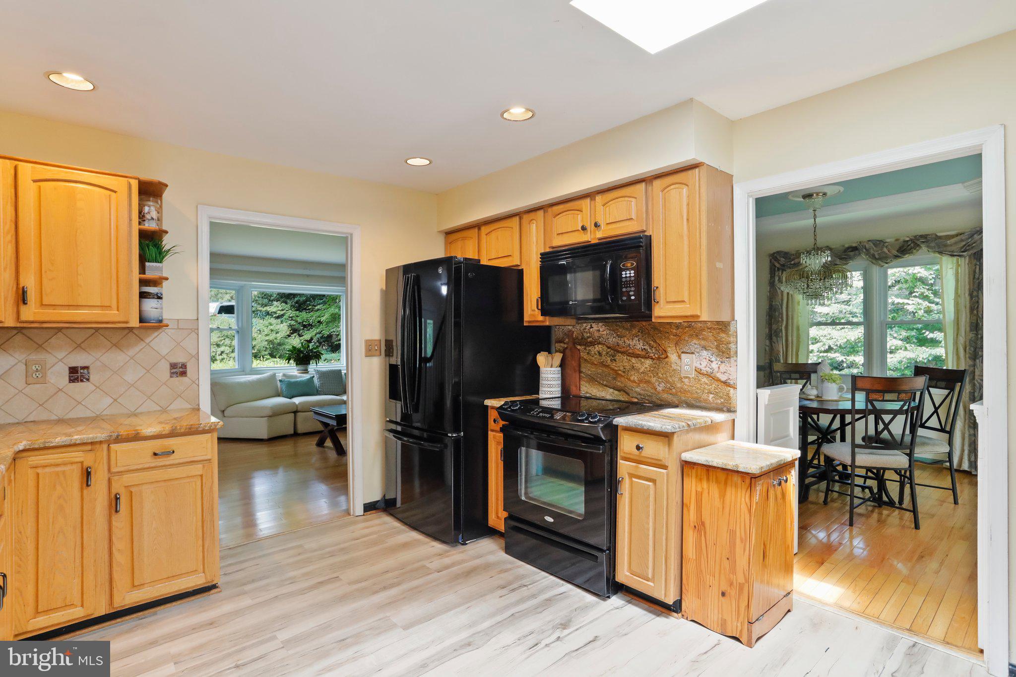 1644 Comanche Road Arnold, MD 21012 - Photo 20 of 61 Kitchen