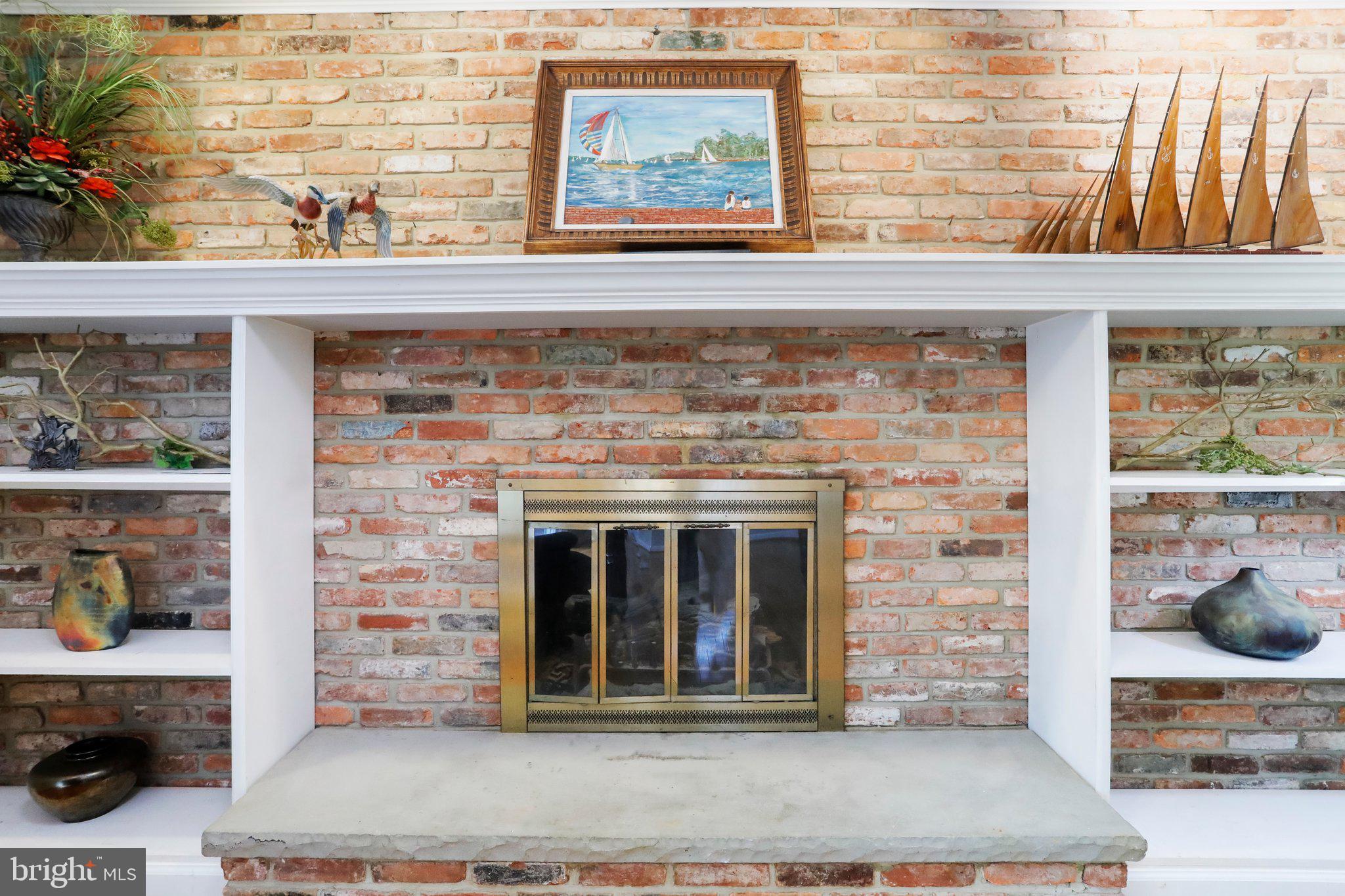 1644 Comanche Road Arnold, MD 21012 - Photo 23 of 61 Living Room