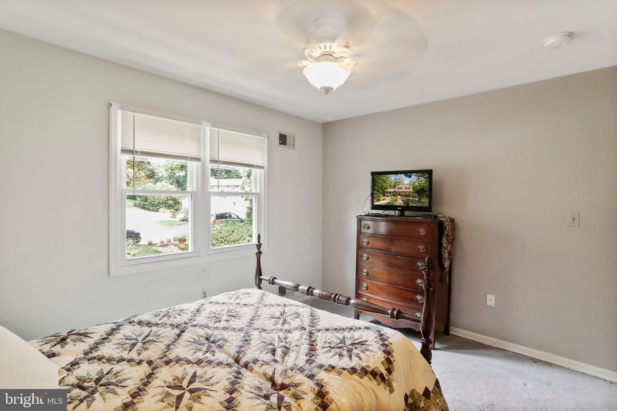 1644 Comanche Road Arnold, MD 21012 - Photo 34 of 61 Upstairs Bedroom 2