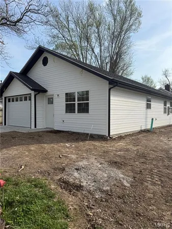 $199,900 | 387 Harrison Street, Lebanon, MO 65536