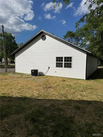 $199,900 | 387 Harrison Street, Lebanon, MO 65536