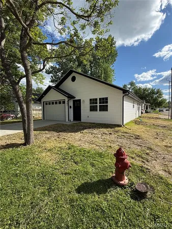$199,900 | 387 Harrison Street, Lebanon, MO 65536