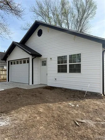 $199,900 | 387 Harrison Street, Lebanon, MO 65536