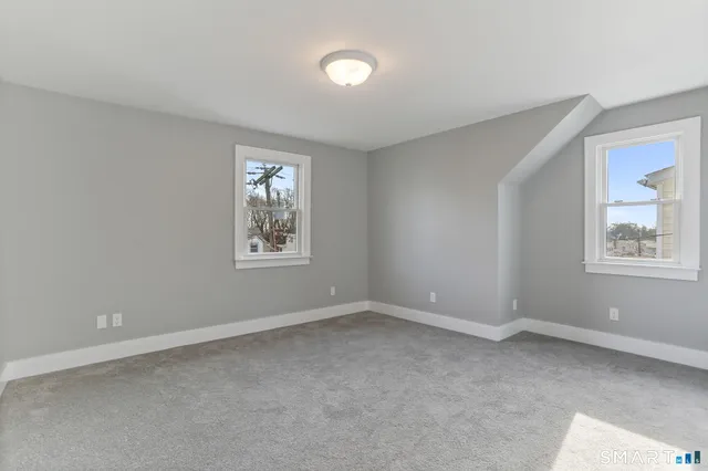 $2,900 | 35 Euclid Avenue, Unit B, Stamford, CT 06902