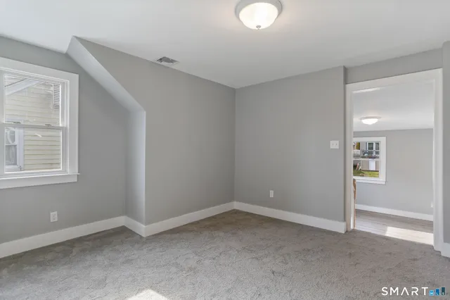 $2,900 | 35 Euclid Avenue, Unit B, Stamford, CT 06902