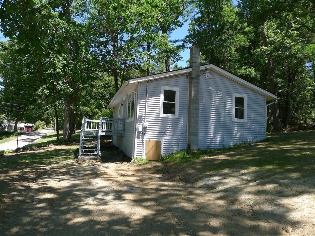 6 Cranberry Meadow Shore Road Charlton, MA 01507 - Photo 14 of 18