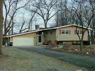 1025 Azaleamum Drive Three Rivers, MI 49093 - Photo 1 of 6 Primary Photo