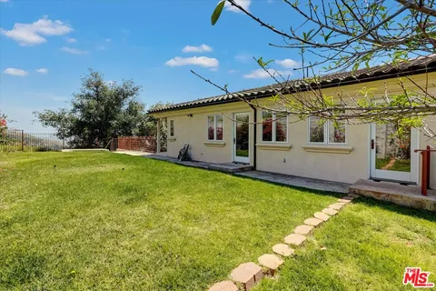 $2,998,000 | 1248 East Tujunga Avenue, Burbank, CA 91501