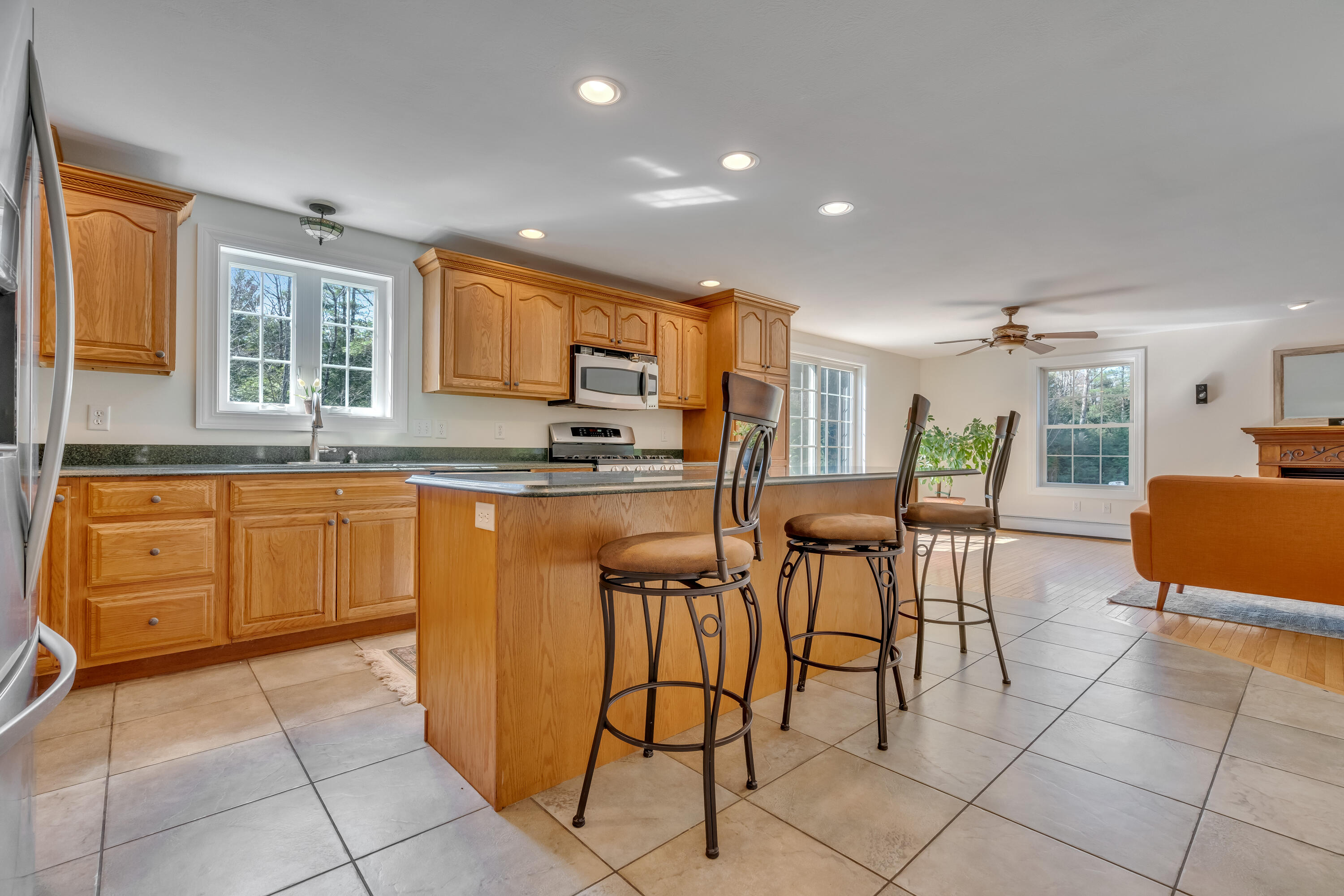 44 Deerfield Road North Berwick, ME 03906 - Photo 9 of 43 Kitchen3