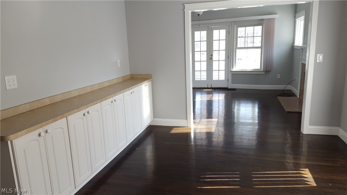 1680 South Green Road Cleveland, OH 44121 - Photo 7 of 30