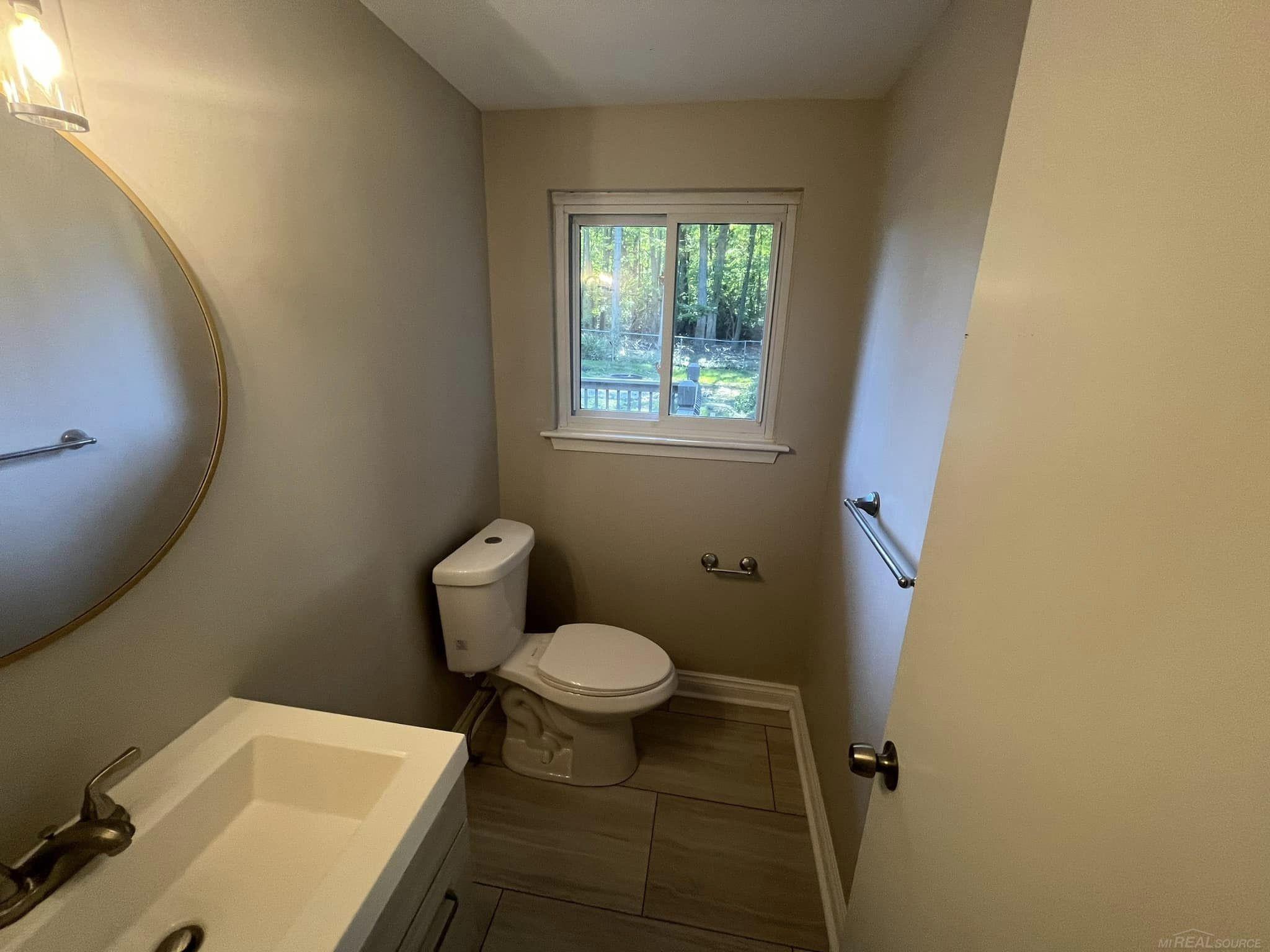 4363 Highfield Road Waterford, MI 48329 - Photo 16 of 29 Gallery Image 16