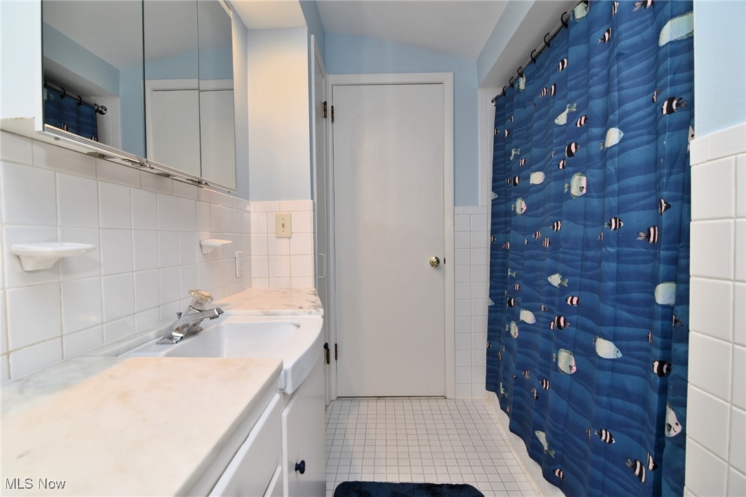 29450 Edgedale Road Cleveland, OH 44124 - Photo 34 of 47 Gallery Image 34