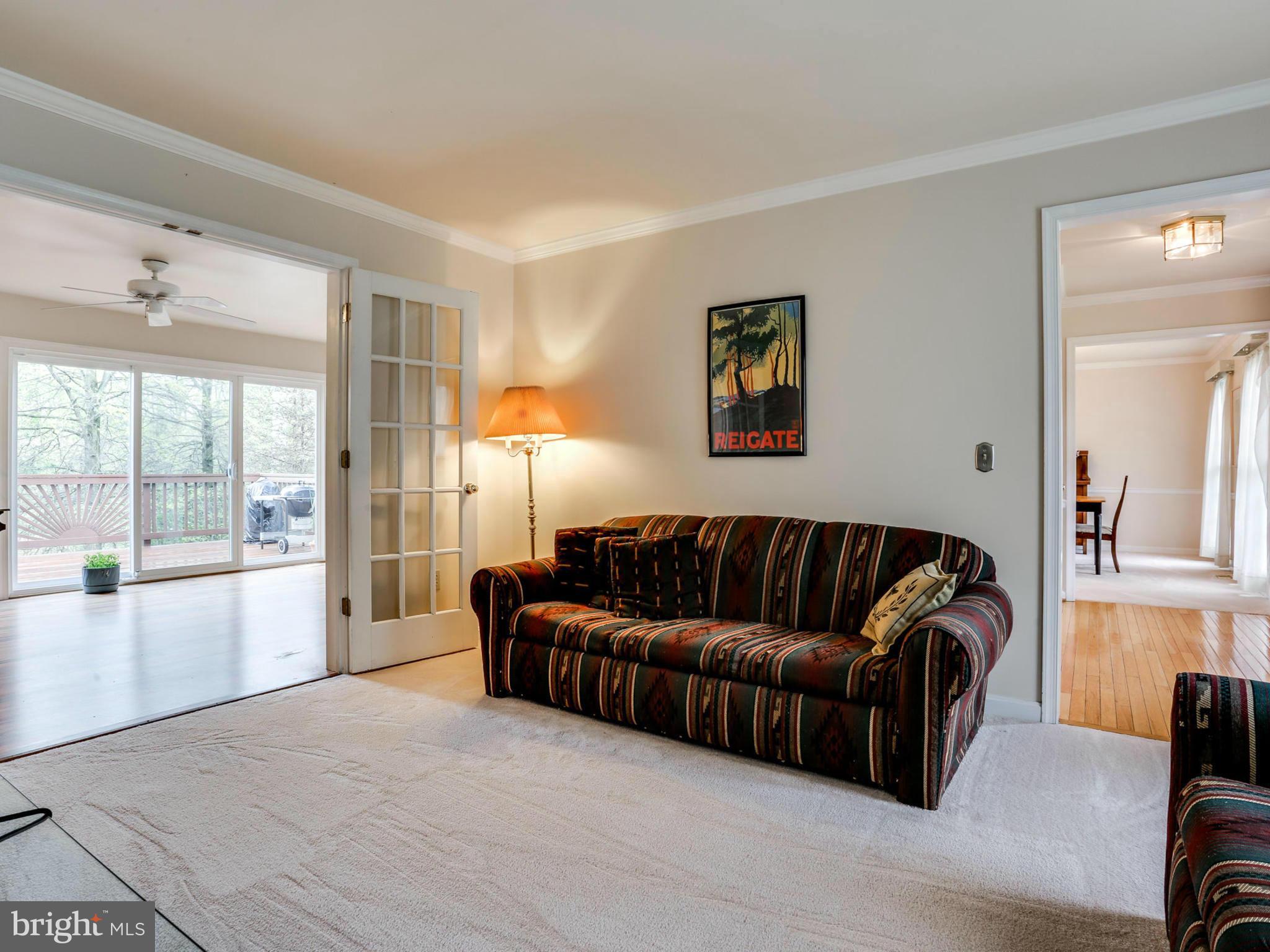 8228 Crest Road Laurel, MD 20723 - Photo 5 of 30 Living Room