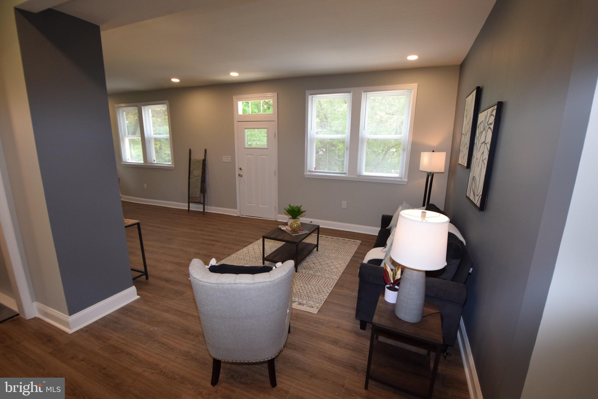 3703 Chesholm Road Baltimore, MD 21216 - Photo 7 of 34 Living Room