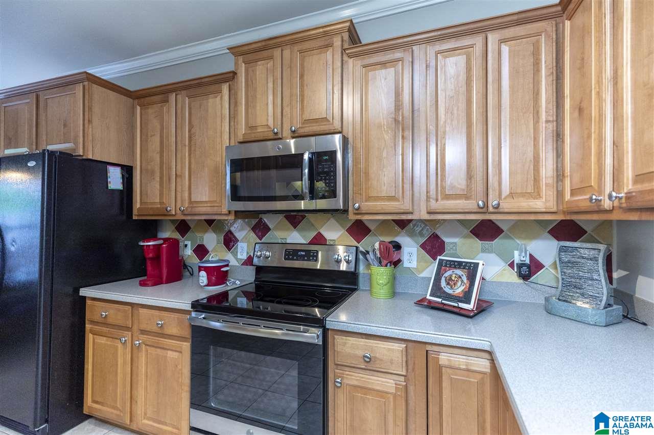 207 Conroy Road Sterrett, AL 35147 - Photo 11 of 48