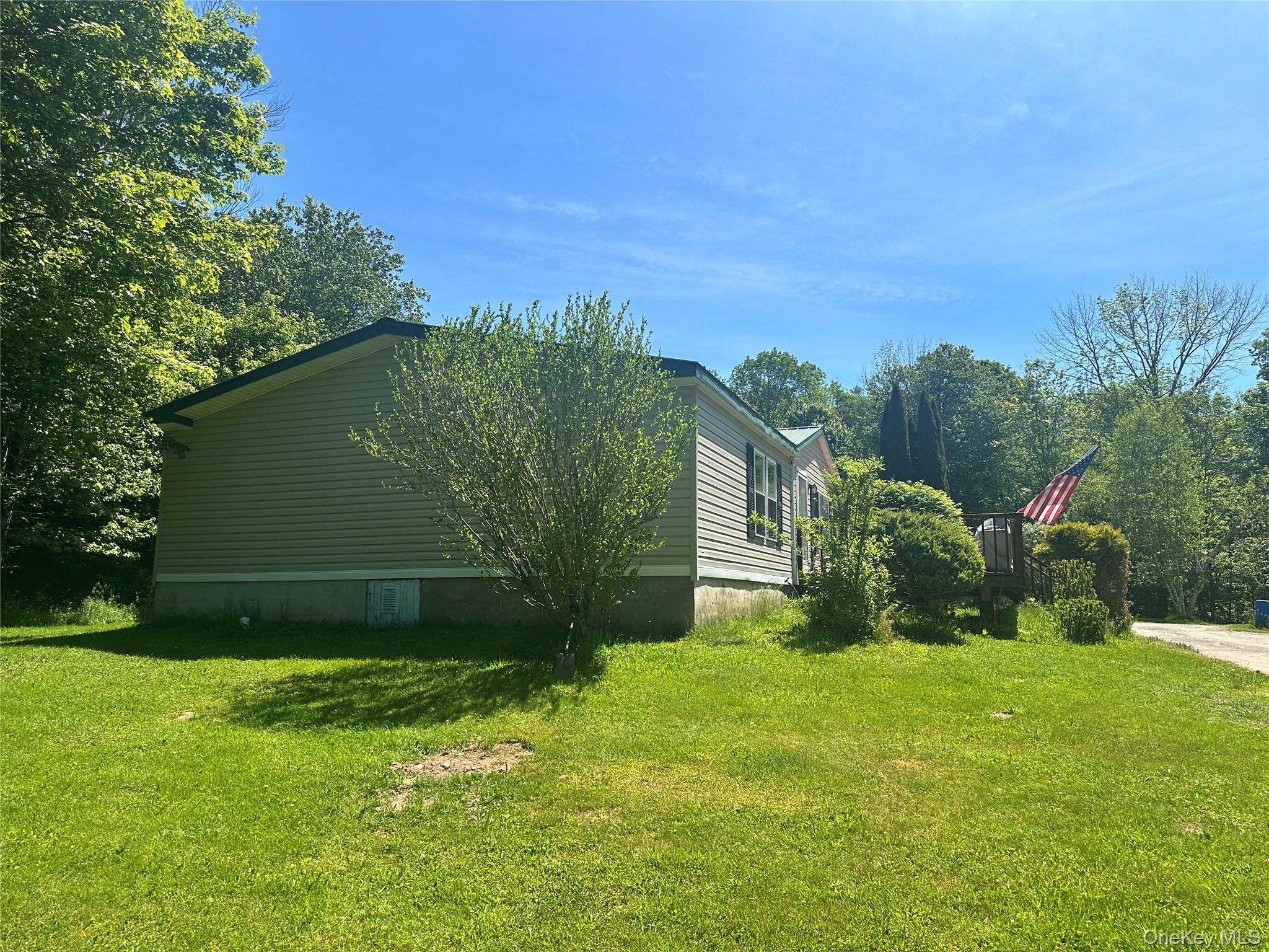 375 Harris Road Monticello, NY 12701 - Photo 4 of 28