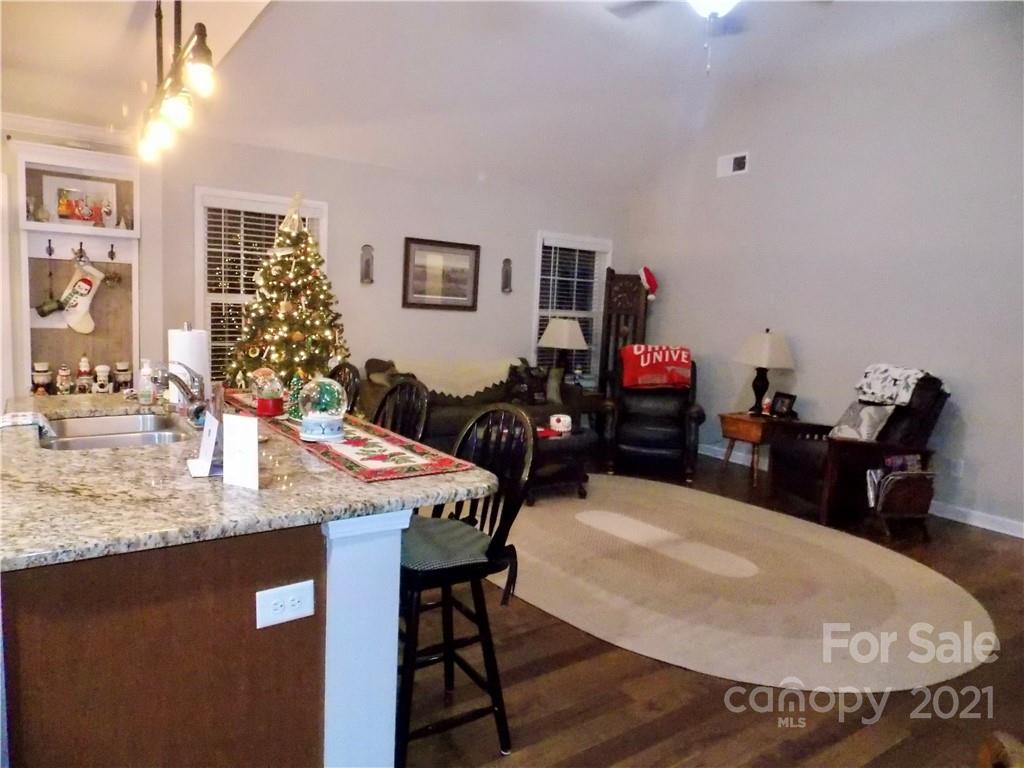 607 Kelly Road York, SC 29745 - Photo 11 of 36
