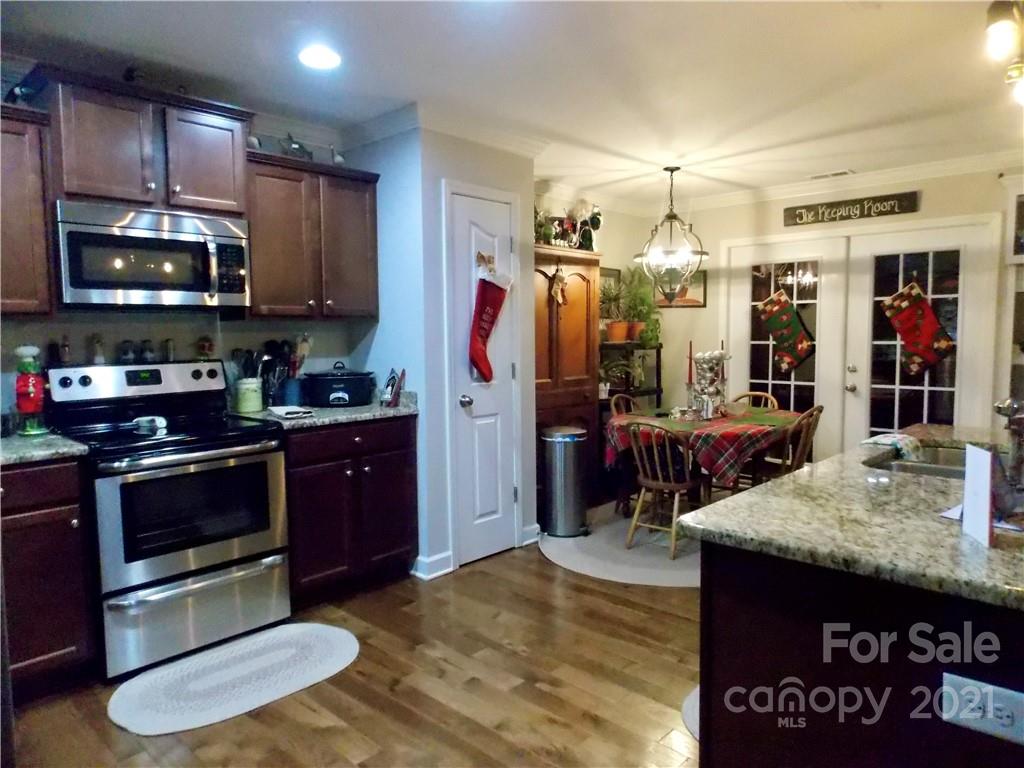 607 Kelly Road York, SC 29745 - Photo 6 of 36