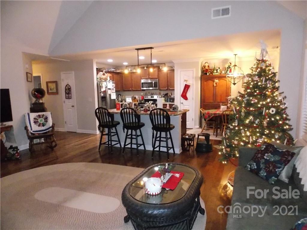 607 Kelly Road York, SC 29745 - Photo 8 of 36