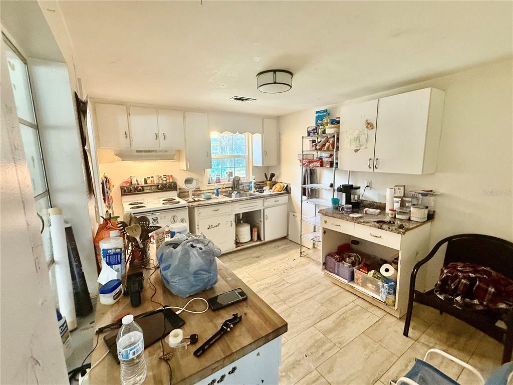 255 Valencia Road DeBary, FL 32713 - Photo 7 of 27 Gallery Image 7