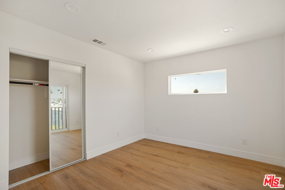 1619 2nd Avenue Los Angeles, CA 90019 - Photo 17 of 34