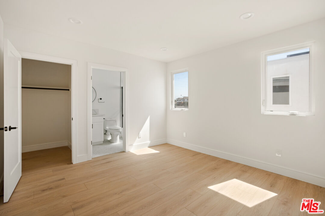 1619 2nd Avenue Los Angeles, CA 90019 - Photo 24 of 34