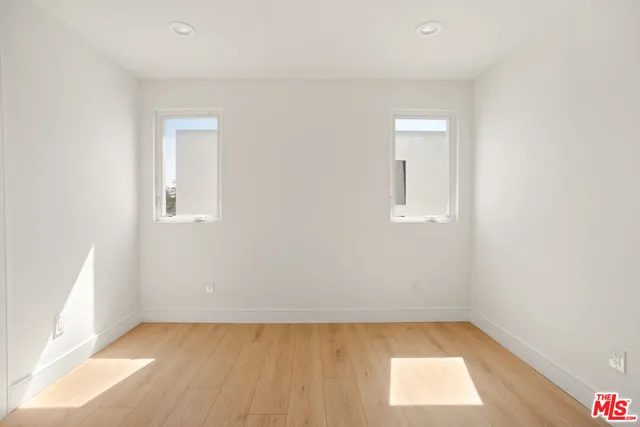 $3,995 | 1619 2nd Avenue, Los Angeles, CA 90019