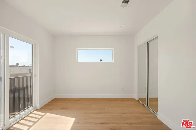 $3,995 | 1619 2nd Avenue, Los Angeles, CA 90019