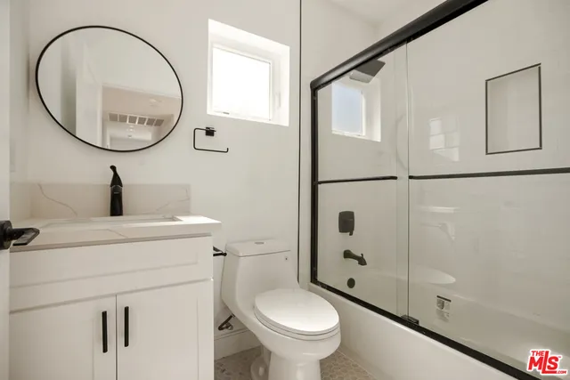 $3,995 | 1619 2nd Avenue, Los Angeles, CA 90019