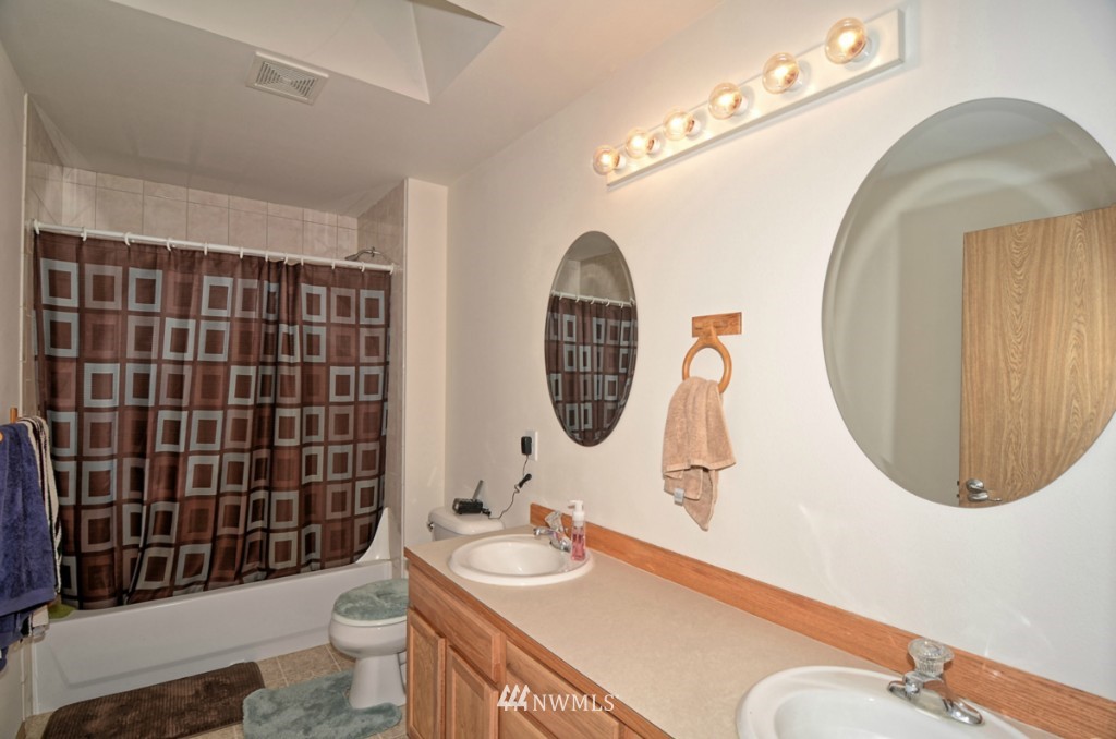 20424 Tveit Road Arlington, WA 98223 - Photo 9 of 24