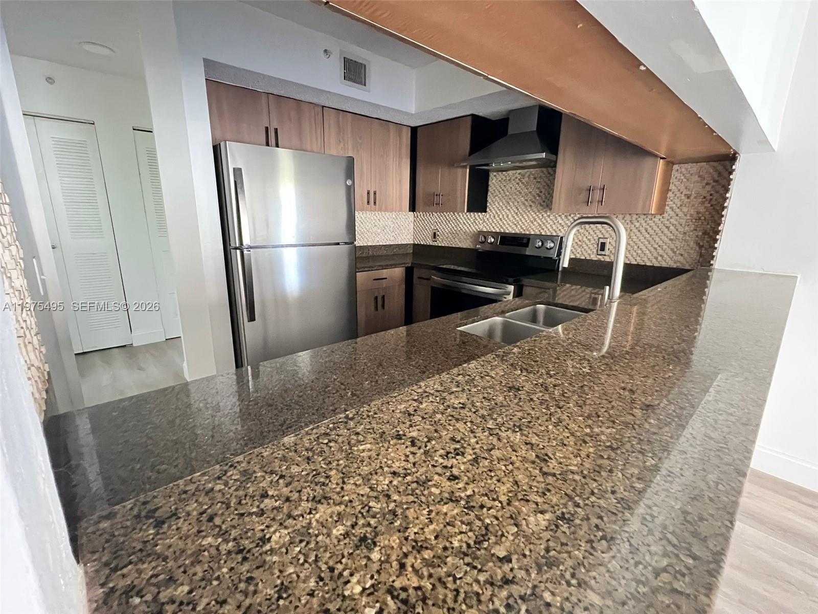 440 South Park Road, Unit 4202 Hollywood, FL 33021 - Photo 2 of 11 Photo 2