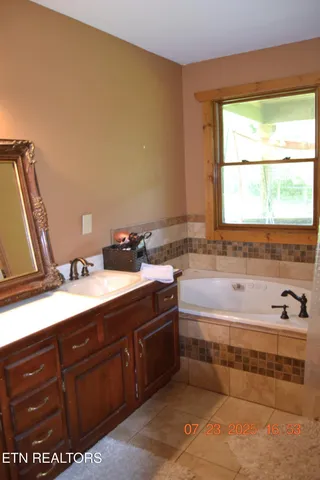 $535,000 | 1617 Bull Run Road, Luttrell, TN 37779